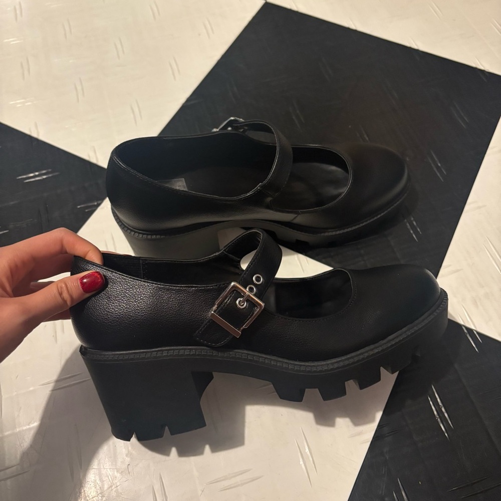 Black Mary Jane Shoes